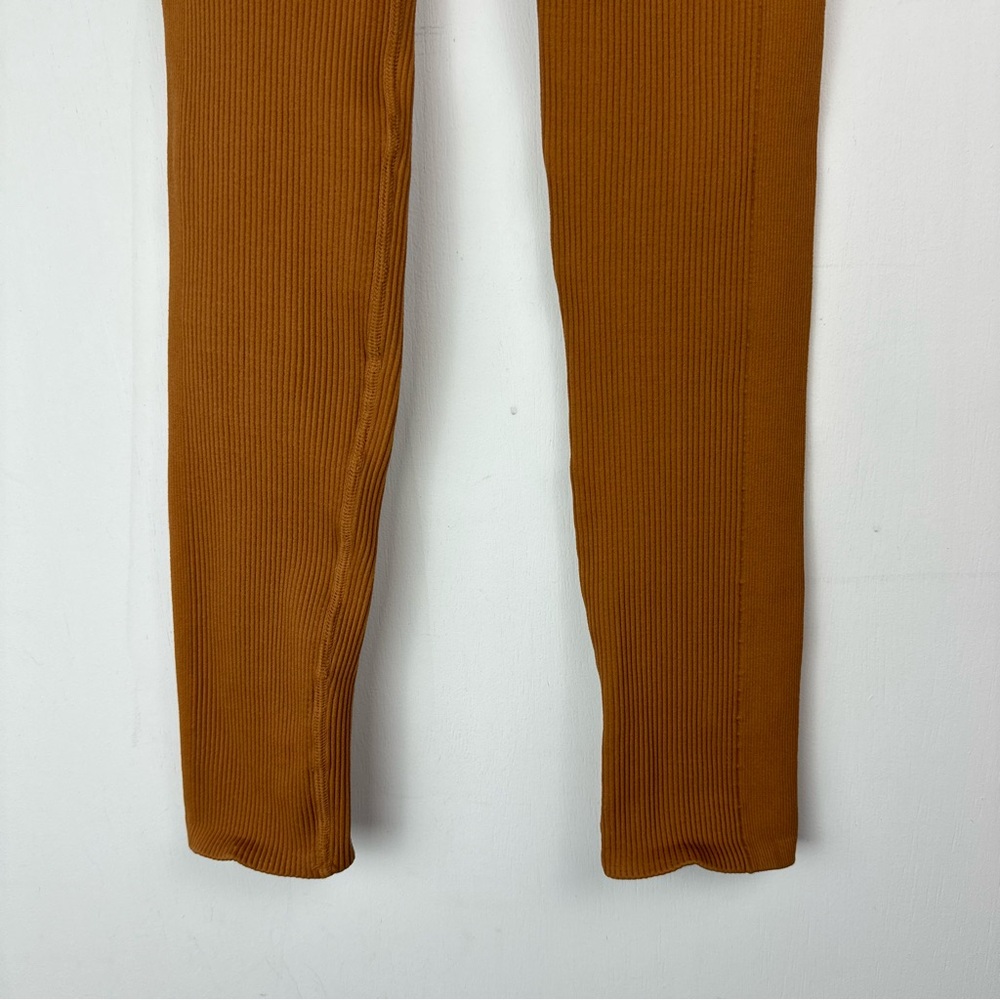 Free People Movement Happiness Runs High Rise Ribbed Leggings Sz XS/Small - Picture 13 of 16
